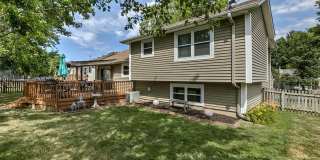 Picture-Perfect Home in the Heart of Lee's Summit! Gallery 24