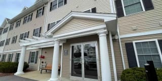 Redstone Apartments Gallery 4