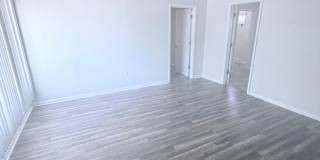 4438 Pearl Rd Gallery 12