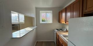 Gross Street Gallery 27