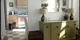 Stunning 2BR Queen Anne Victorian in East Rock | Bay Windows | In-Unit W/D | Parking Included Gallery 5