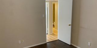 3 Bedroom Home in Phoenix with lots of character! Gallery 16