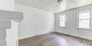 Available JULY- 2 Bedrooms, Yard, New Kitchen, New Shower, New Floors - Easy Access! Gallery 6