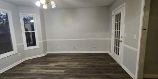 211 Plantation Road Gallery 72