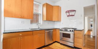 1411 KING Street Gallery 19
