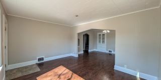 Pet friendly! Great deck for entertaining! Pet friendly! Great deck for entertaining! Gallery 1