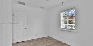 2217 SW 1st Ct Gallery 33