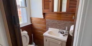 Charming 3-Bedroom Home with Spacious Backyard – Prime Location Gallery 21