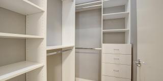 2357 CHAMPLAIN Street NW Gallery 6