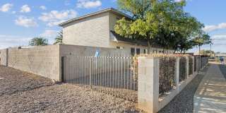 Charming Two-Bedroom Home with Security alarm & Private Yard! Gallery 4