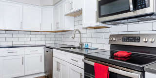 Huntington Square Gallery 27