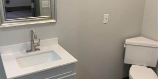 1004 Peach Fully Renovated 2 Bed 1 Bath Home Gallery 8