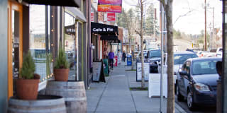 Multnomah Village Gallery 27