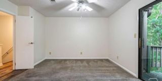 108 Fernbanks Court Gallery 15