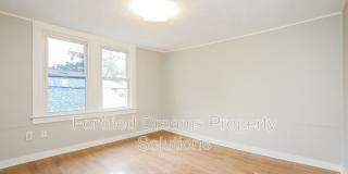1652 North Cherry Street Gallery 15