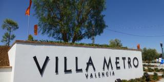 Unique 4-Bedroom, 3-story Live/Work Townhouse in the lushly landscaped Villa Metro Community! Gallery 34