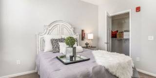 Shoreline Flats Gallery 18
