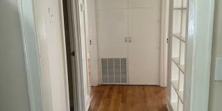 2 Bedroom House off of Rosewood Available Now Gallery 7
