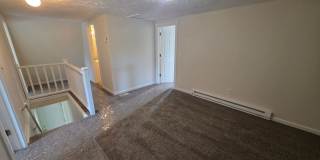Beautifully Home in the Valley Gallery 13