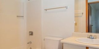 Shorecrest Apartments Gallery 12