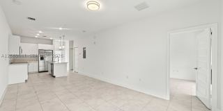 8301 NW 41st St Gallery 6