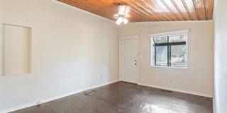 111 N Hollywood Dr. Gallery 12