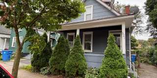 4 Bedroom 2 Bath Single Family Home! Gallery 1