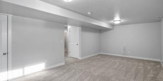 219 West Silver Springs Drive Gallery 30