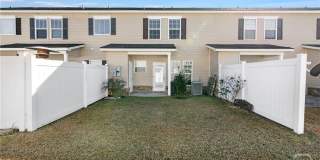 116 Ventura Place Gallery 26