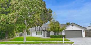 7721 North Cedar Avenue 7721 North Cedar Avenue Gallery 1