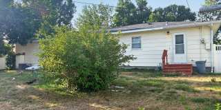 4 bed 1.5 Bath Heights Home Gallery 18