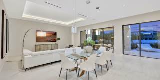 2757 Northeast 34th Street Gallery 7