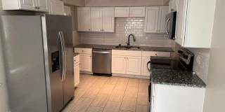 1307 SW Lorenzo Dr SW unit: A Gallery 5