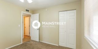 5311 West Holly Street Gallery 12
