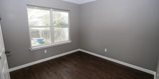 2172 Bentwood Gallery 12