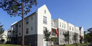 Montague at Park Circle Gallery 19