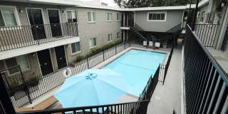 220 West Alabama Apartments Gallery 8