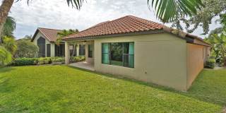 Walk to the ocean! Gallery 17