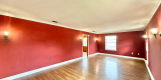 Viewable June 4th!  In-ground Pool!  Small Pets Accepted! Gallery 4