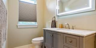 One Bedroom furnished ADU/apartment in The Highlands. Gallery 12