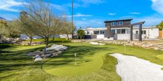 The Escape Island - Pool, Minigolf, Jacuzzi & Private Yard (Monthly Only - No Long Term) Gallery 1