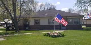 1900 Main Street Gallery 1