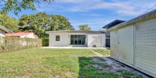 807 SW 18th Street Gallery 54