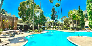 FOR RENT - Cozy Studio 432 SF 2nd Floor Condo, Resort-Style Community In Sought-After Fashion Valley Gallery 1