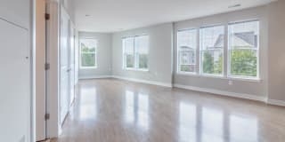 Radiant Fairfax Ridge Apartments Gallery 11