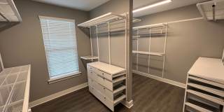 4 Bedroom Home w/ Office and 3 Car Garage Gallery 18