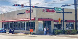 8430 Harding Ave Gallery 70