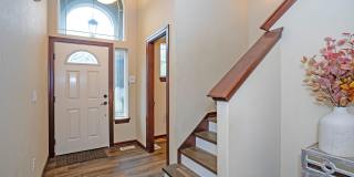 Spacious 4-Bedroom Home in The Oaks with Fenced Yard Spacious 4-Bedroom Home in The Oaks with Fenced Yard Gallery 5