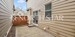 Vaulted Ceilings, Modern Finishes & Easy Living Gallery 37