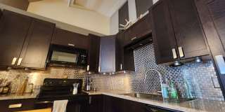 Downtown Saint Paul DREAM Loft-  Close to work, coffee, bars, restaurants, and light rail Gallery 9